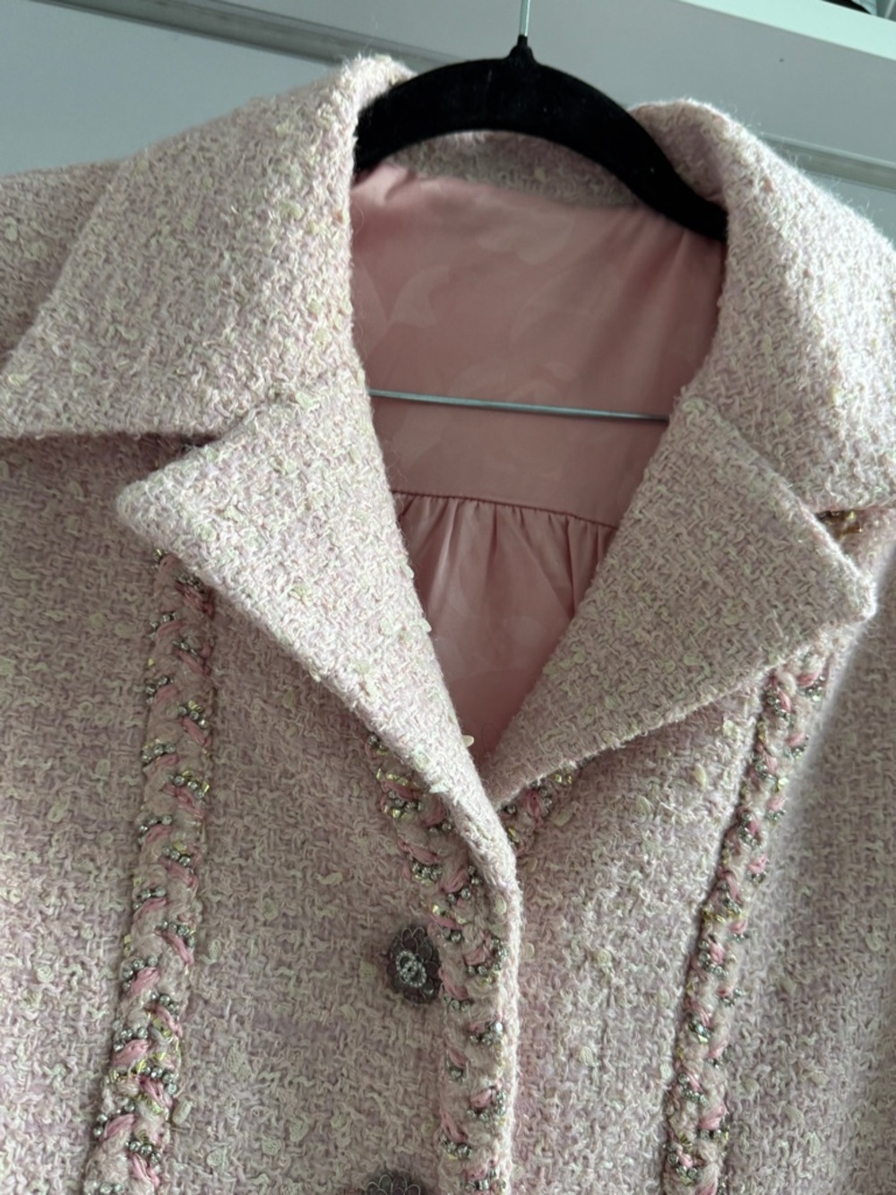 Designer-Style Pink Tweed Bouclé Jacket - Picture 7 of 10